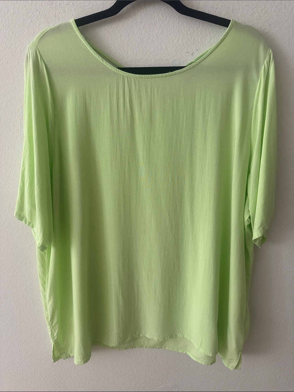 Women's Light Lime Short Sleeve Relaxed Tee